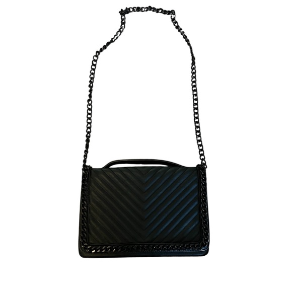 Aldo Black Handbag‎ – Great Condition, Stylish & Versatile - Picture 3 of 5